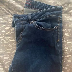 Tommy Hilfiger Women’s Skinny Jean Dark